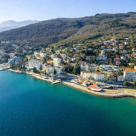 Kvarner Bay View * Abbázia